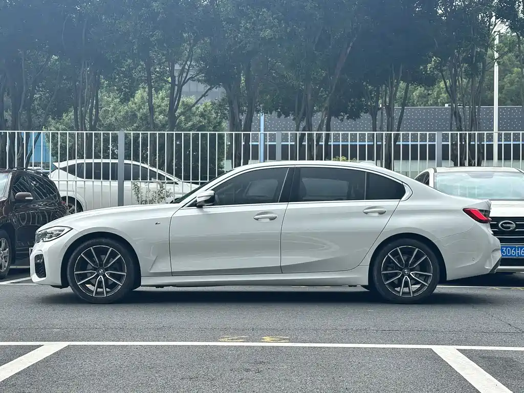 BMW 3 Series — миниатюра 6