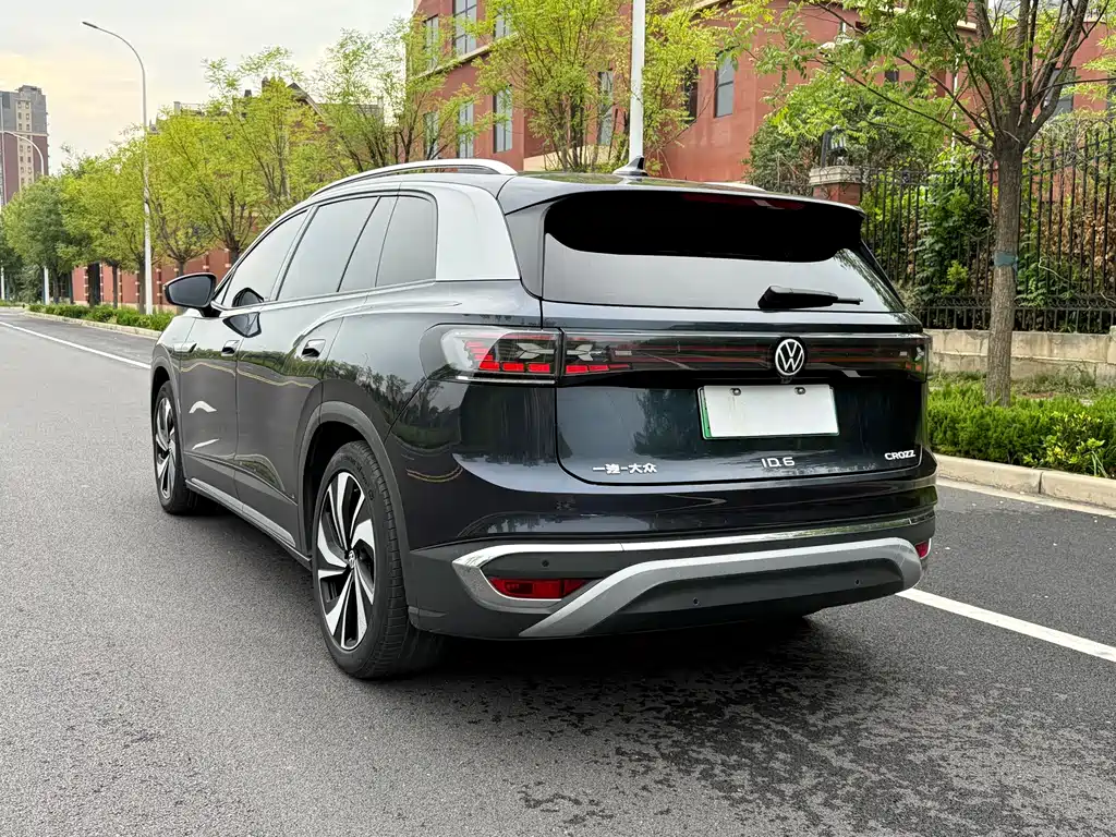 Volkswagen ID.6 Crozz — миниатюра 9