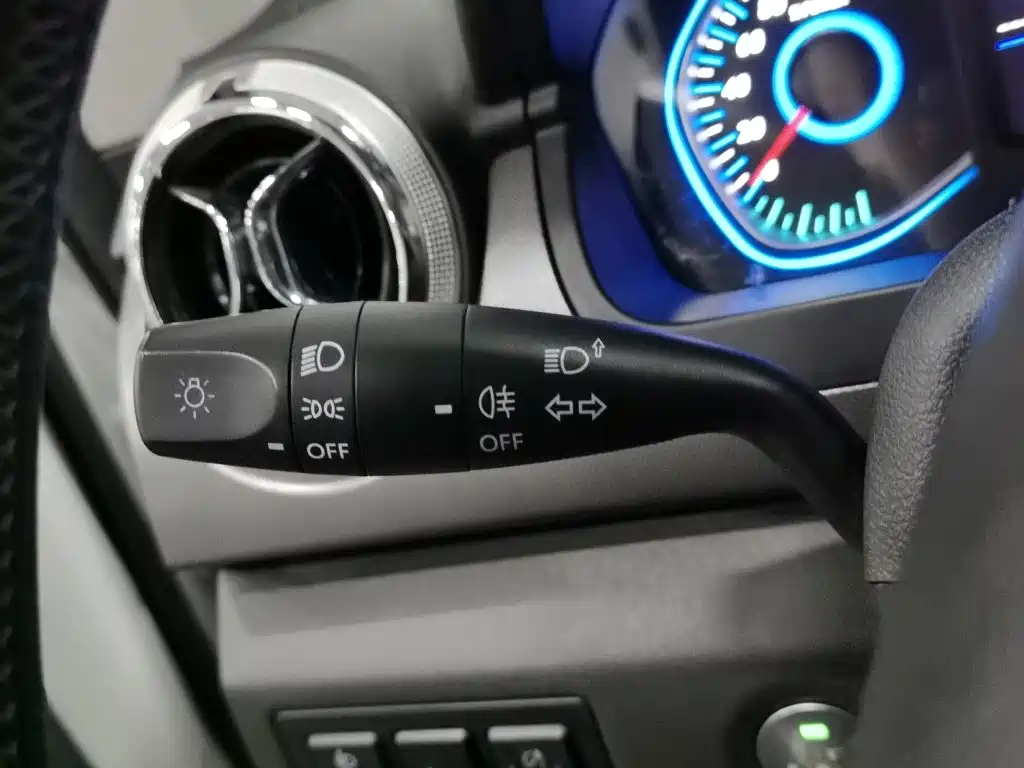BAIC New Energy EC5 — миниатюра 21