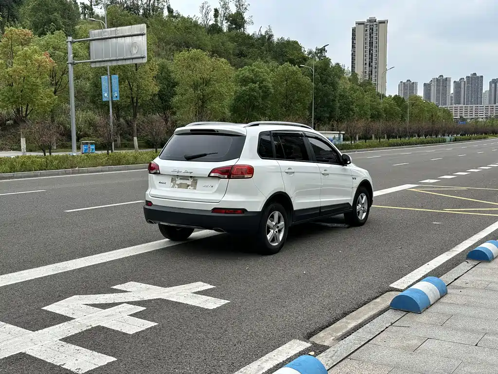 Zotye X5 — миниатюра 4