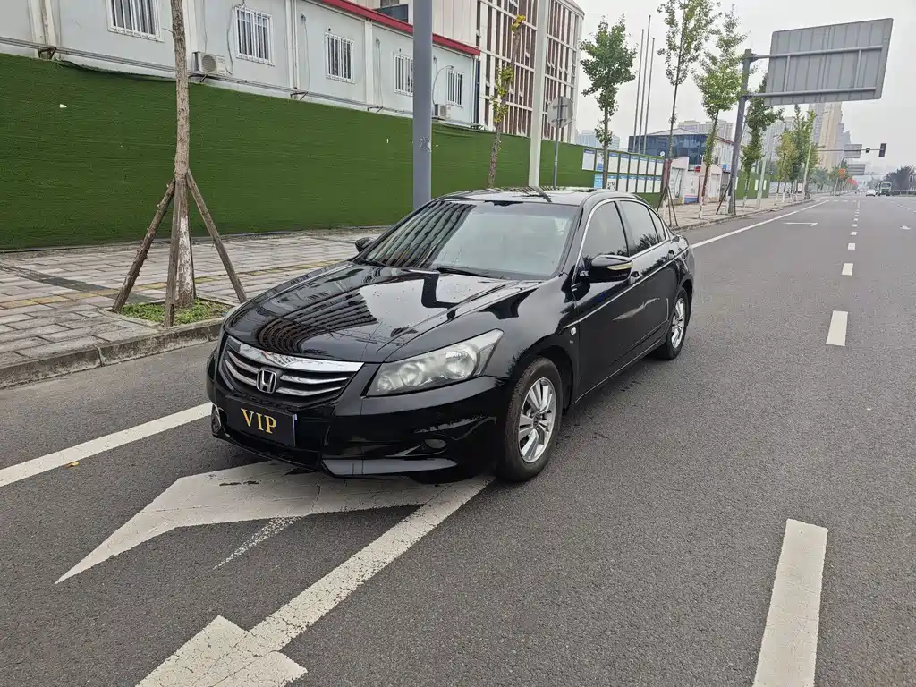 Honda Accord — миниатюра 2