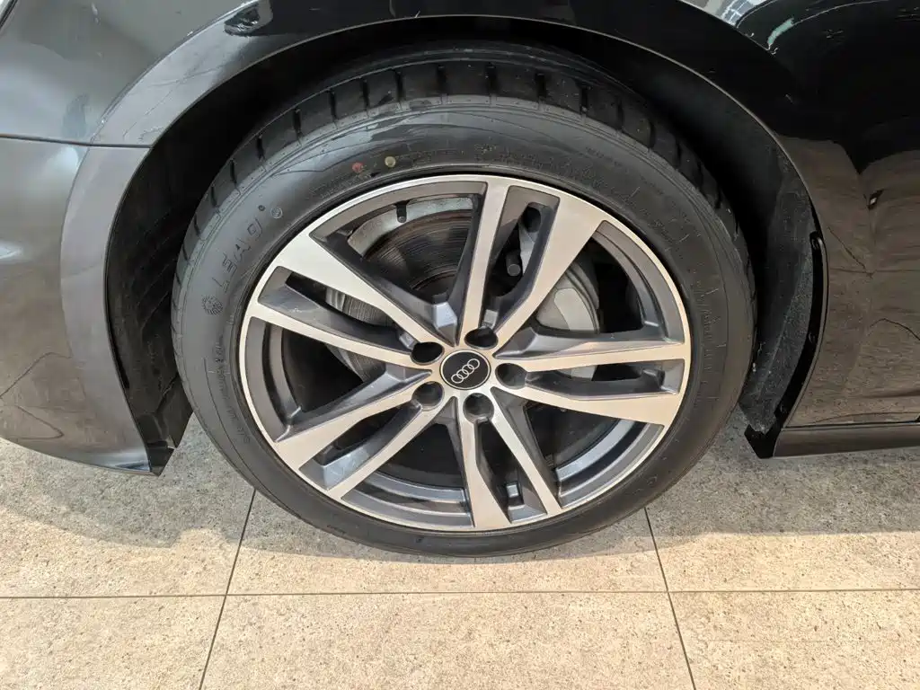 Audi A6L — миниатюра 15