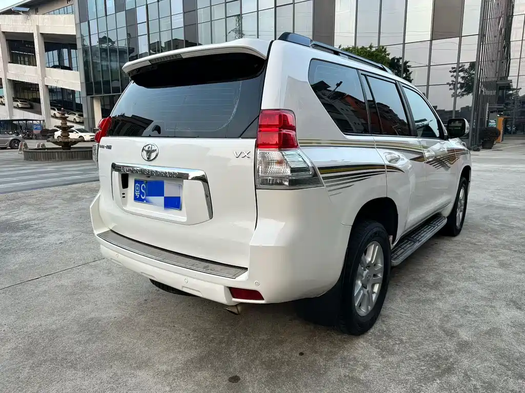 Toyota Prado — миниатюра 3