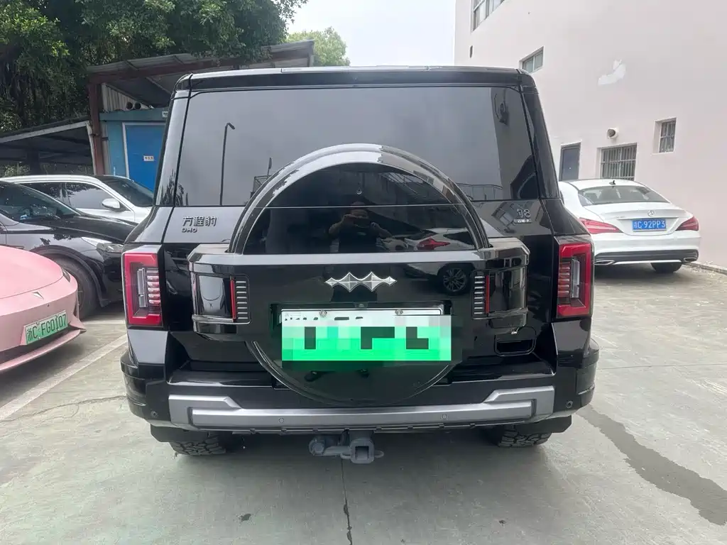 Fangchengbao Leopard 8 8 2025 Flagship 7 мест
