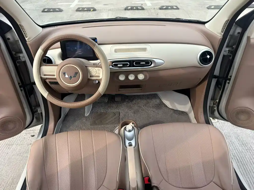 Wuling MINIEV — миниатюра 6