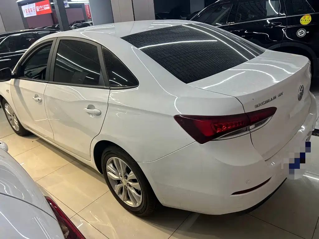 Buick Excelle — миниатюра 4