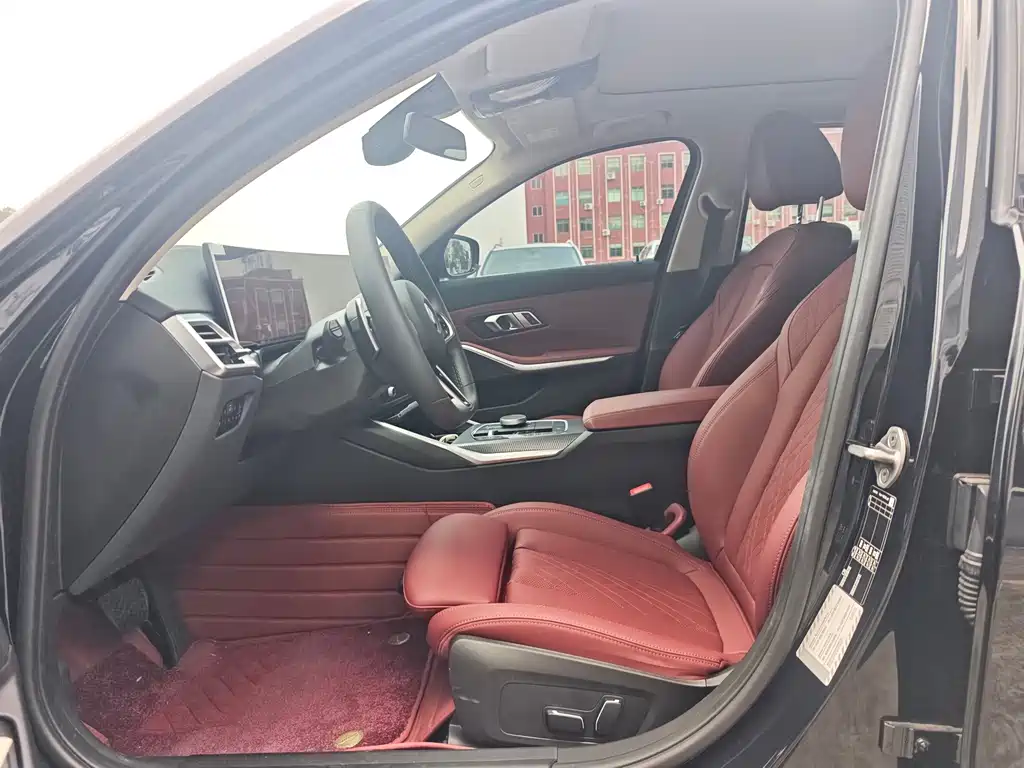 BMW 3 Series — миниатюра 8