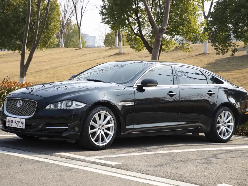 Jaguar XJ 2012