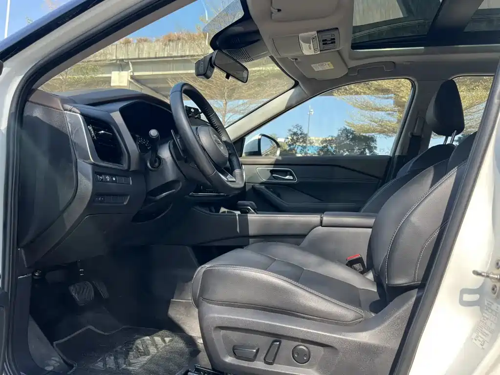 Nissan X-Trail — миниатюра 4