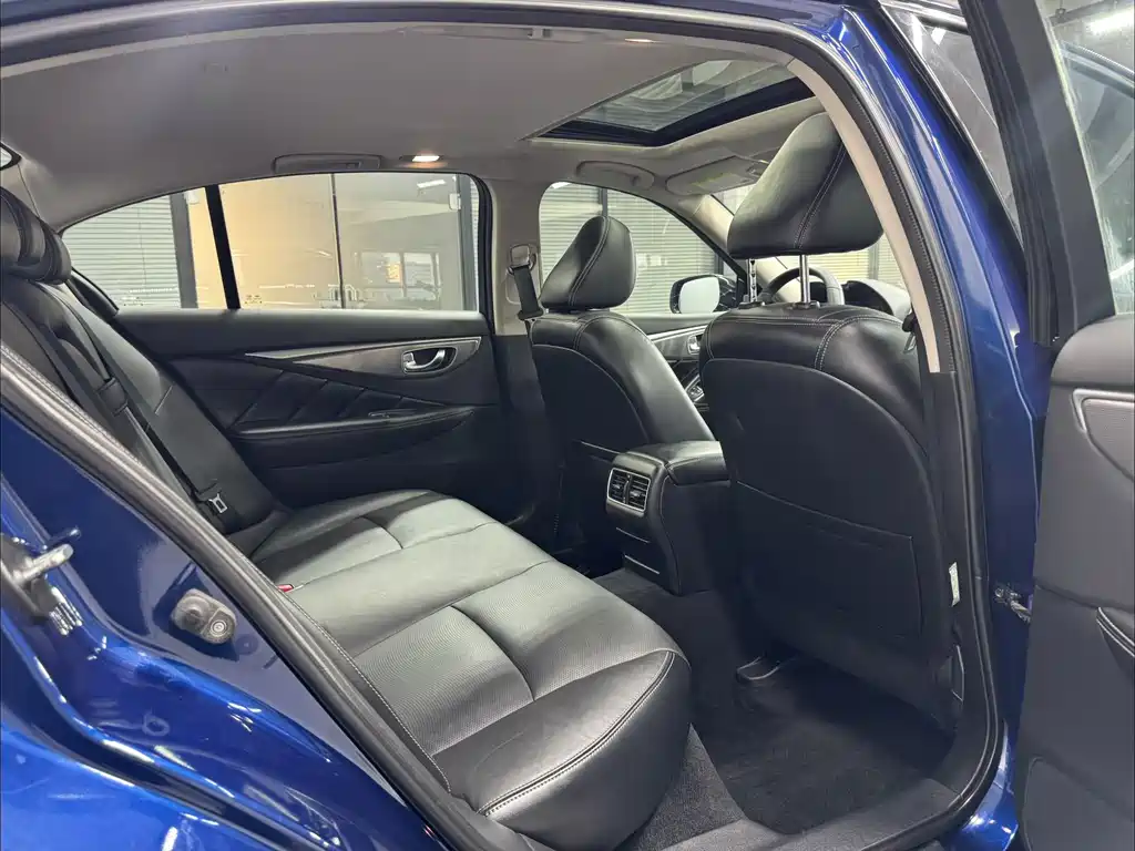Infiniti Q50L — миниатюра 12