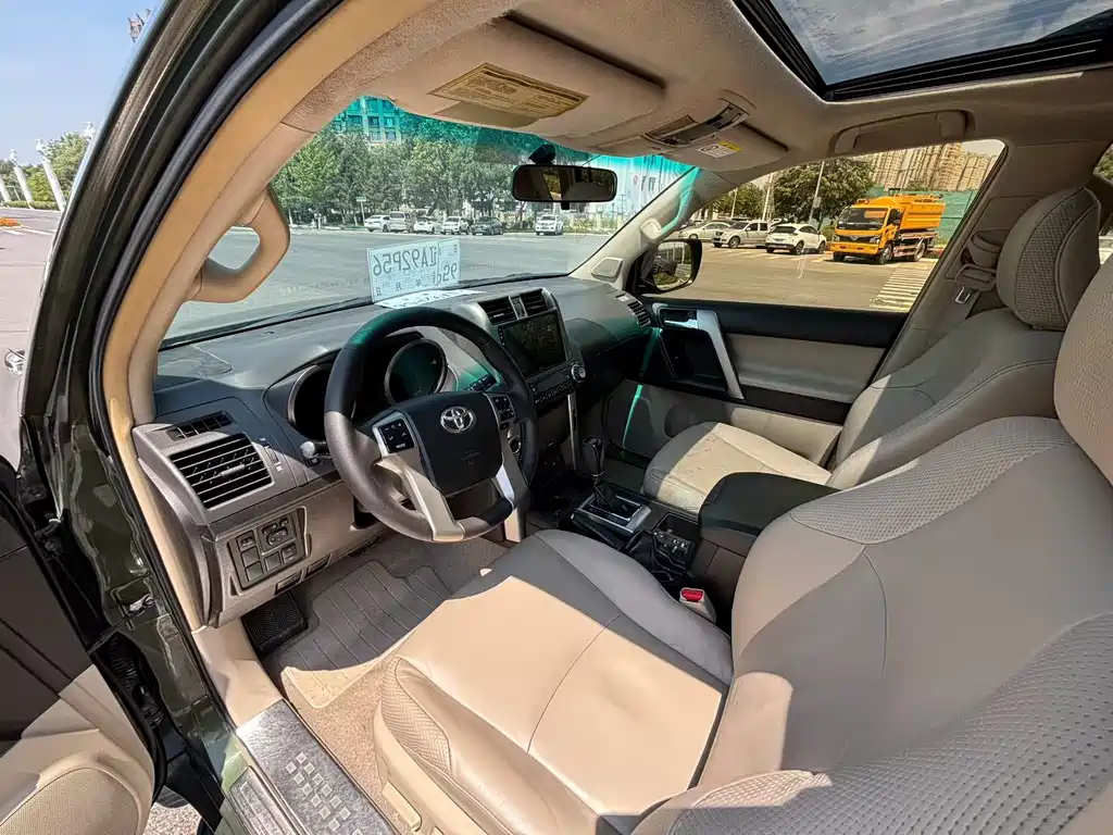 Toyota Prado — миниатюра 4