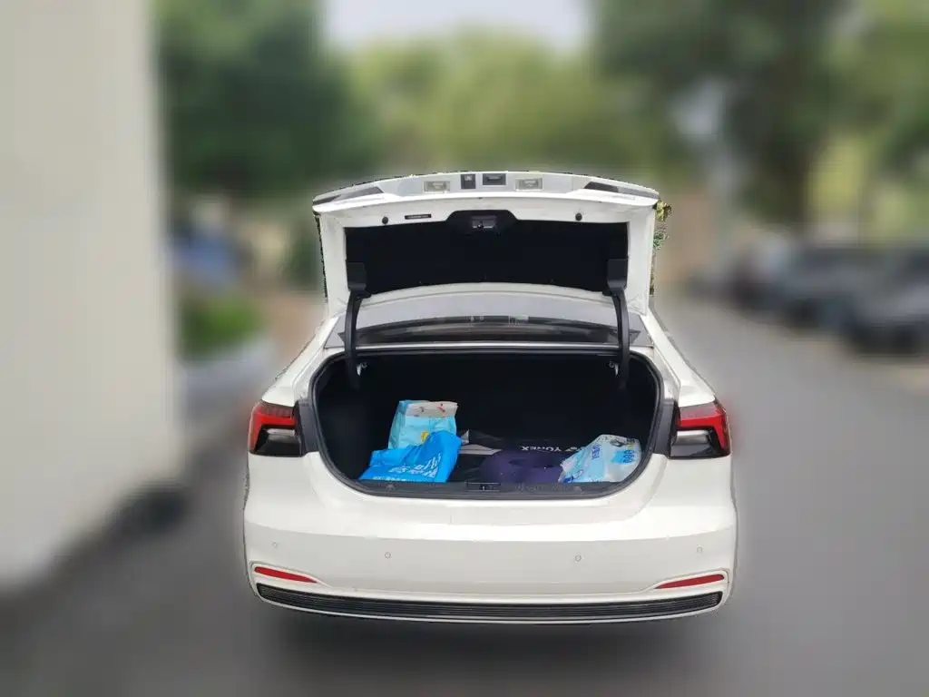 Roewe Feifan ER6 — миниатюра 15