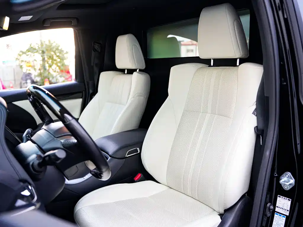 Lexus LM — миниатюра 5