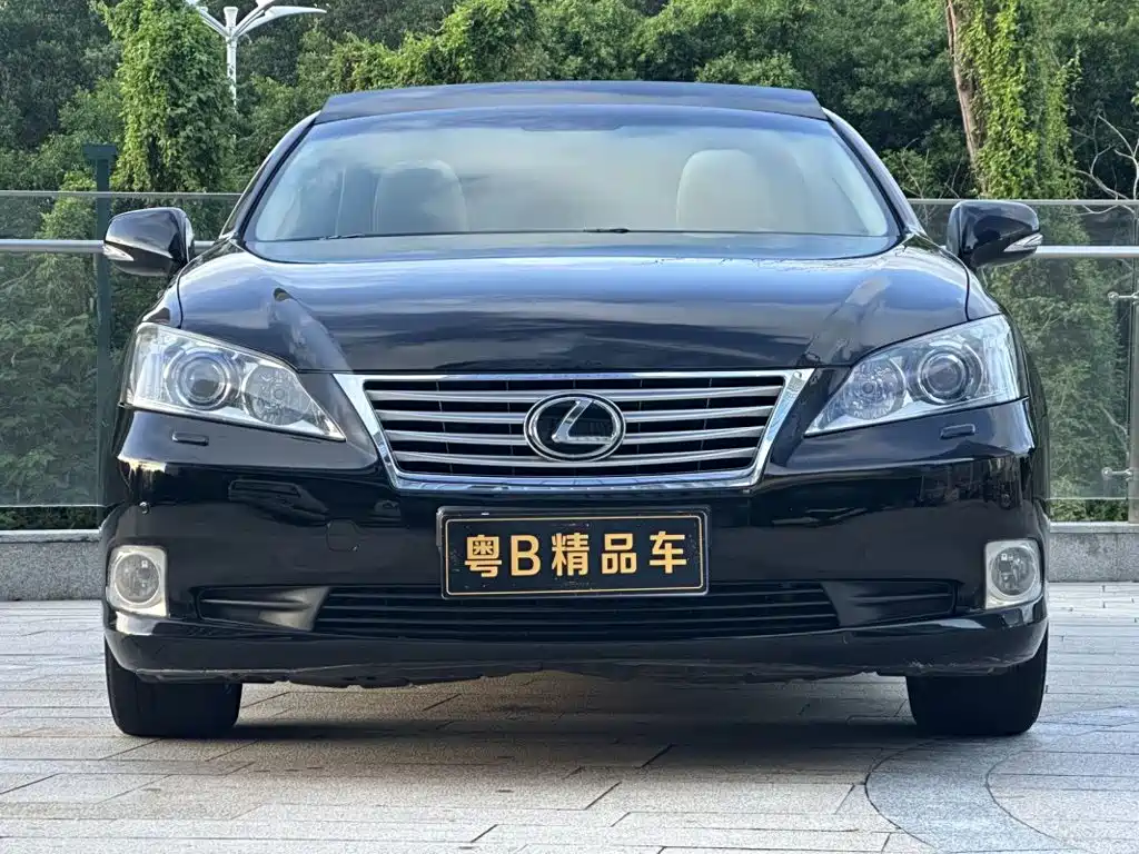 Lexus ES — миниатюра 2