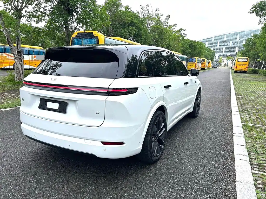 Li Auto Li L7 — миниатюра 9