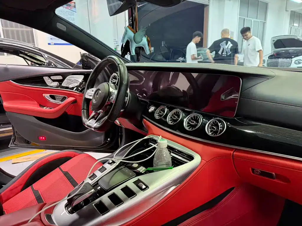 Mercedes-Benz AMG GT — миниатюра 2
