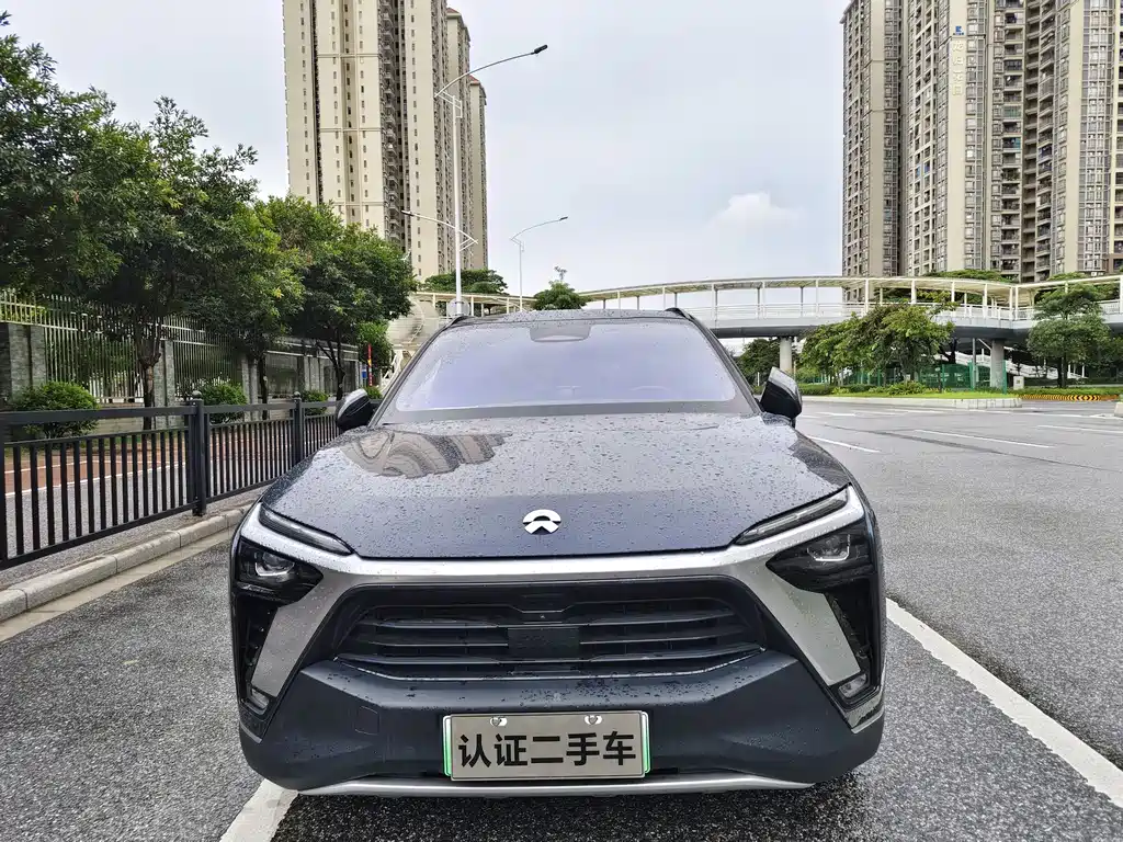 NIO NIO ES8