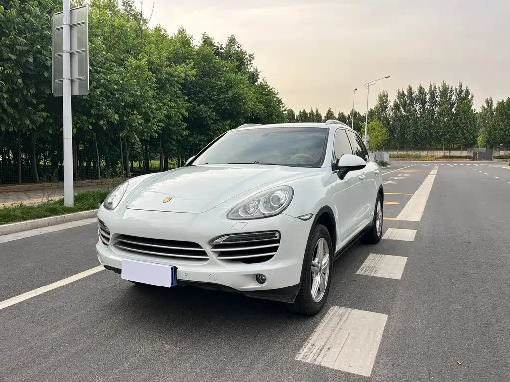 Porsche Cayenne 2014