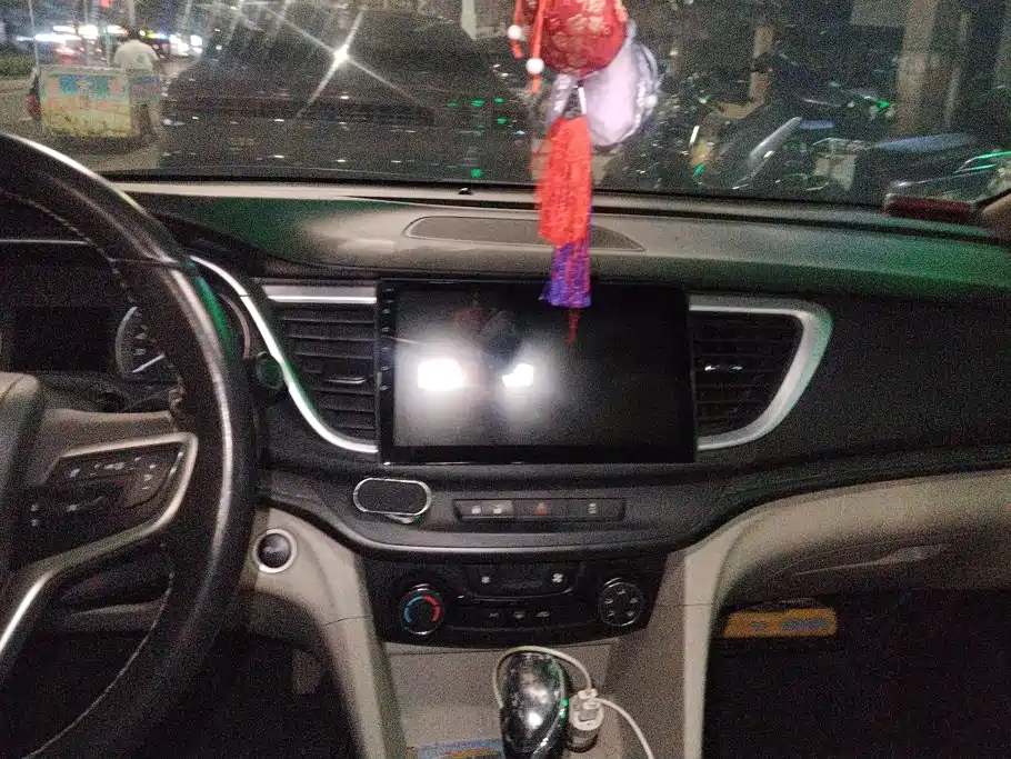 Buick Excelle — миниатюра 12