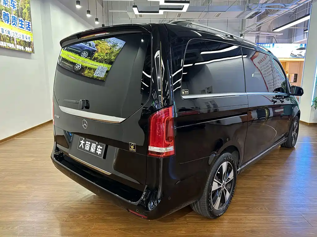 Mercedes-Benz V-Class — миниатюра 6
