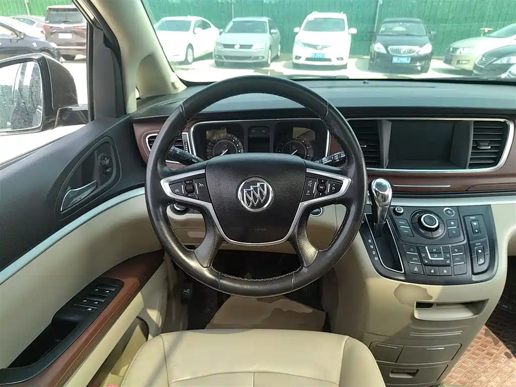Buick GL8 2017 25S Premium Type China V