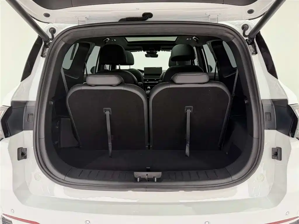 GEELY AUTOMOBILE HAOYUE L