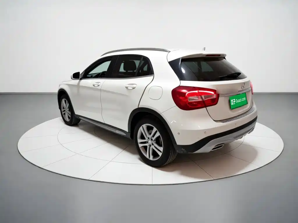 Mercedes-Benz GLA — миниатюра 4