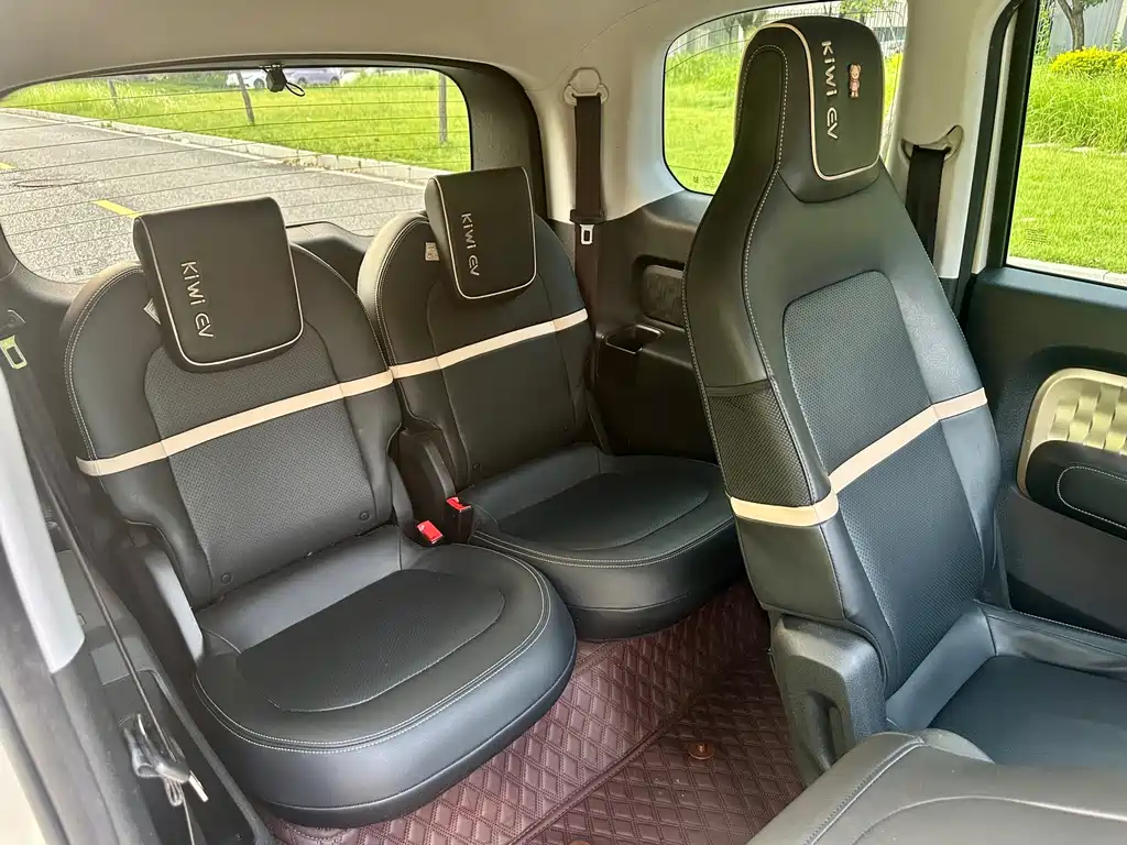 Baojun KiWi EV — миниатюра 8