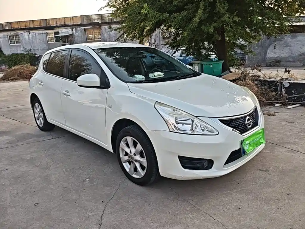 Nissan Tiida — миниатюра 4