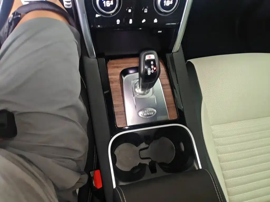 Land Rover Discovery Sport — миниатюра 14