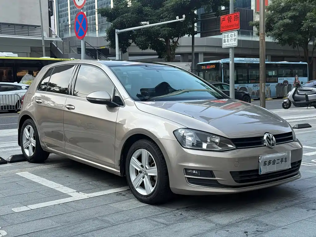 Volkswagen Golf — миниатюра 3
