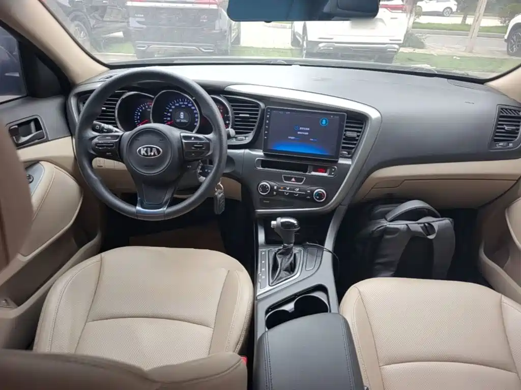 Kia K5 — миниатюра 10
