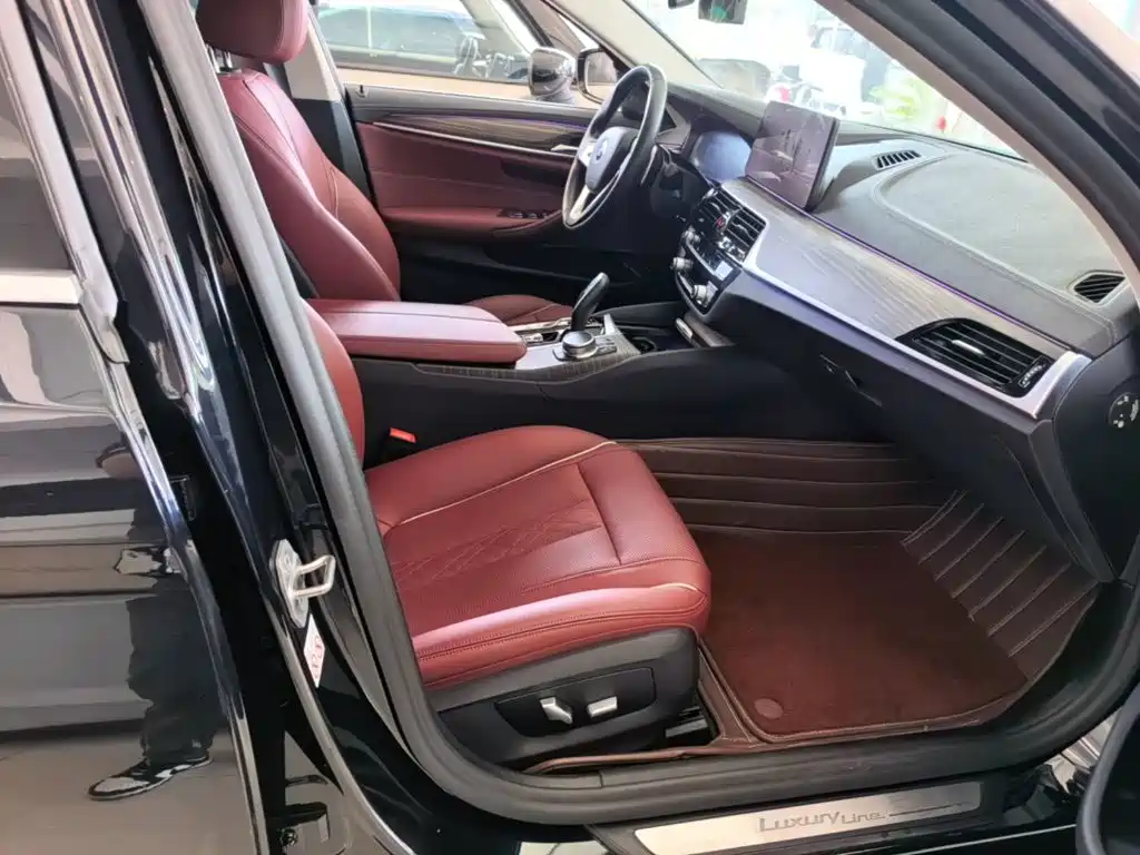 BMW 5 Series — миниатюра 25
