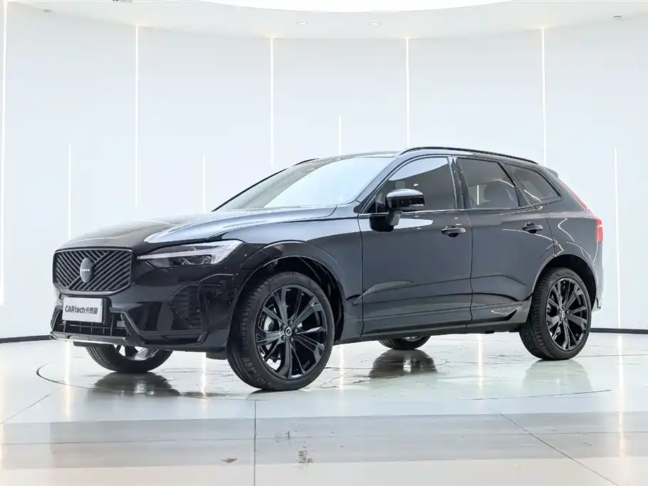 Volvo XC60 2025