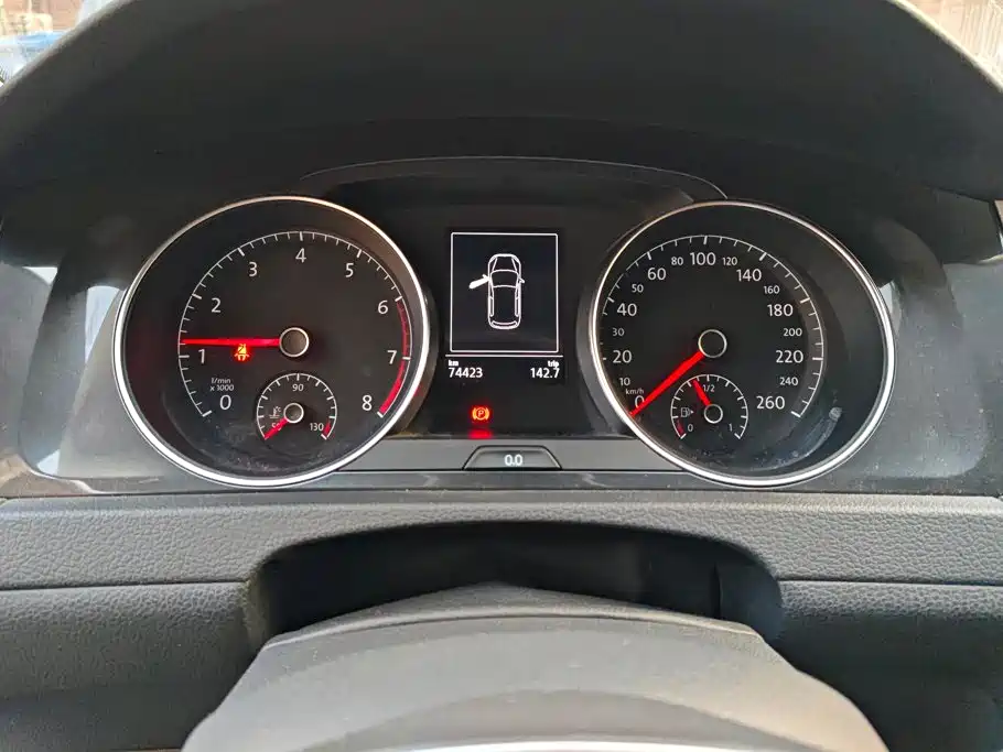 Volkswagen Golf — миниатюра 13