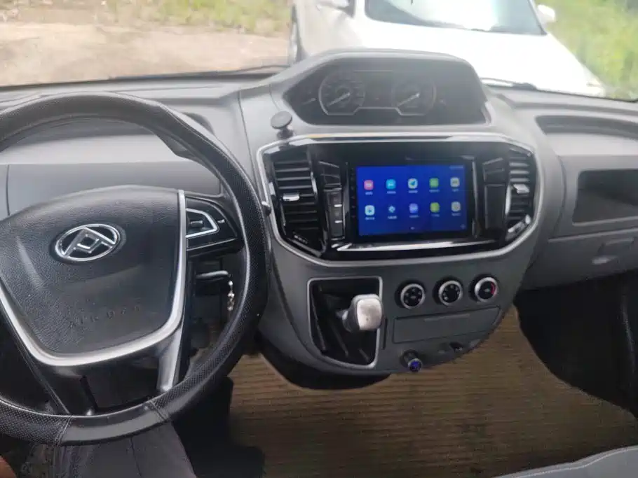 MAXUS V80 — миниатюра 12