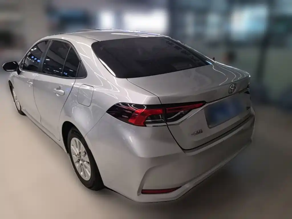 Toyota Corolla — миниатюра 7