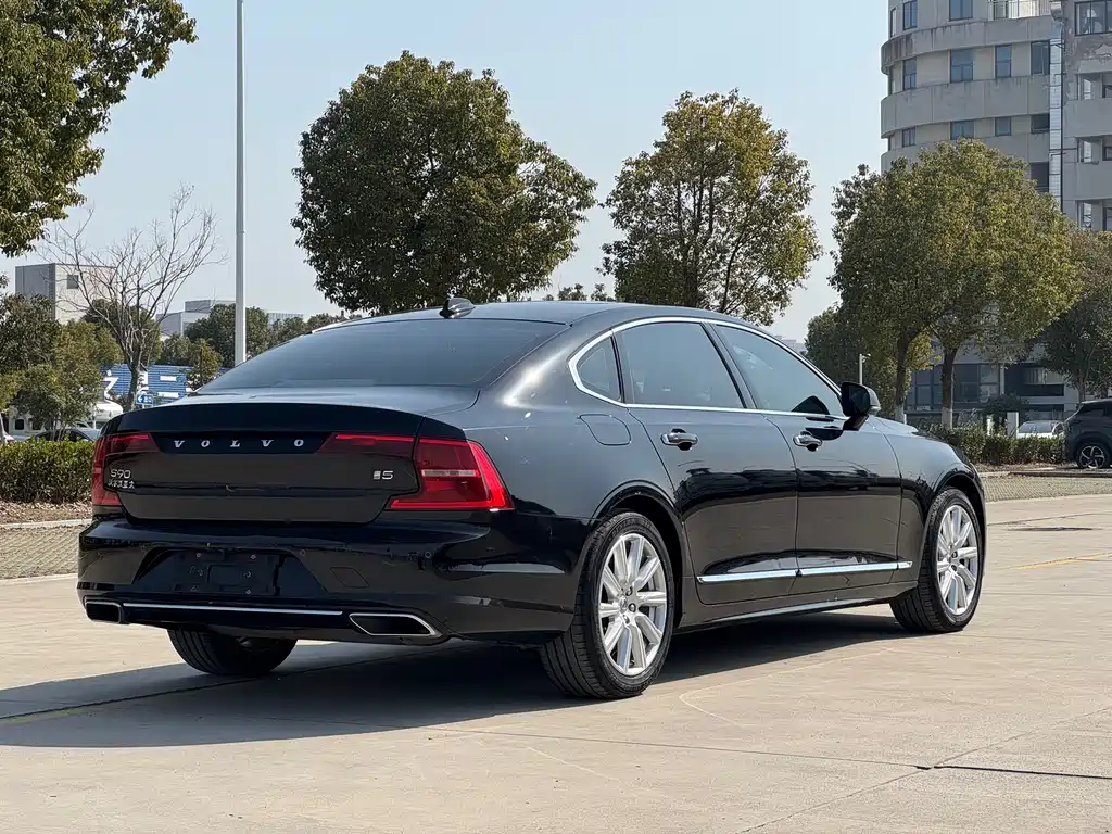 Volvo S90 2020 T5 Luxury