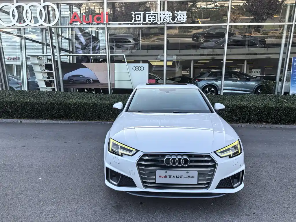 AUDI A4L