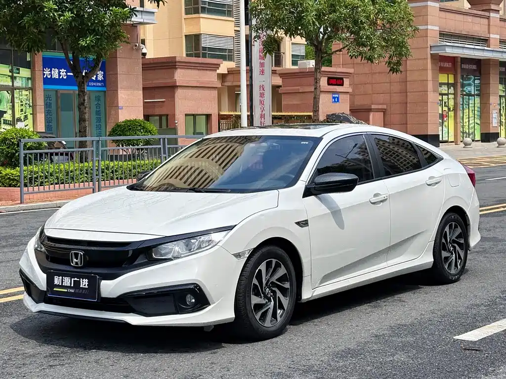 2019 Honda Civic - zdjęcie 1 z 9