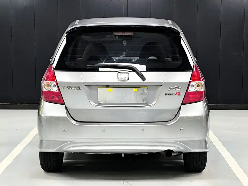 Honda Fit — миниатюра 18