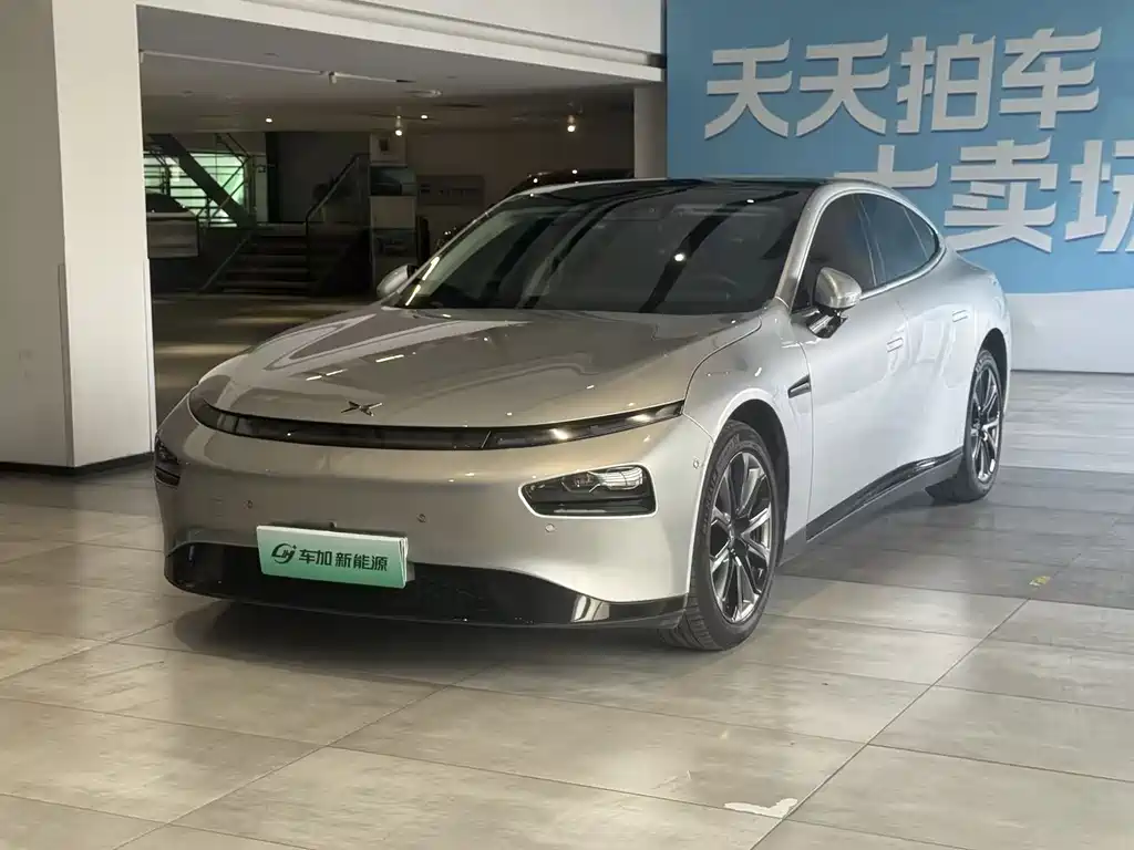 2021 Xpeng P7 - zdjęcie 1 z 10