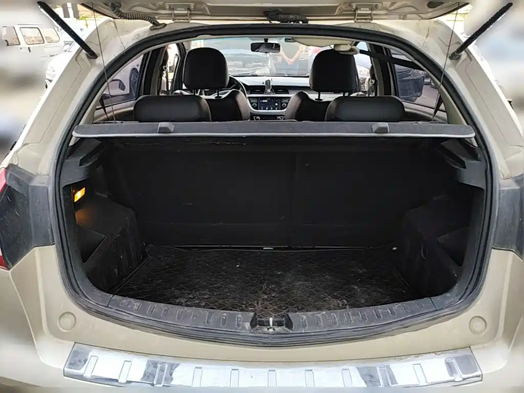 Geely Vision X3 — миниатюра 24