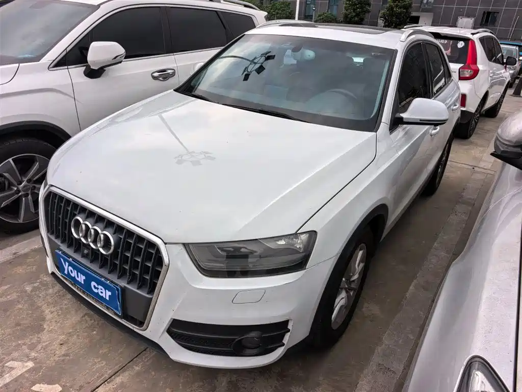 Audi Q3 2015