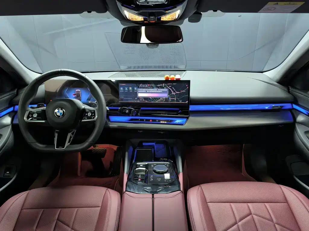 BMW 5 Series — миниатюра 8