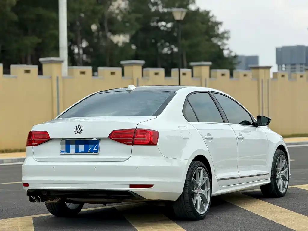 Volkswagen Sagitar — миниатюра 15