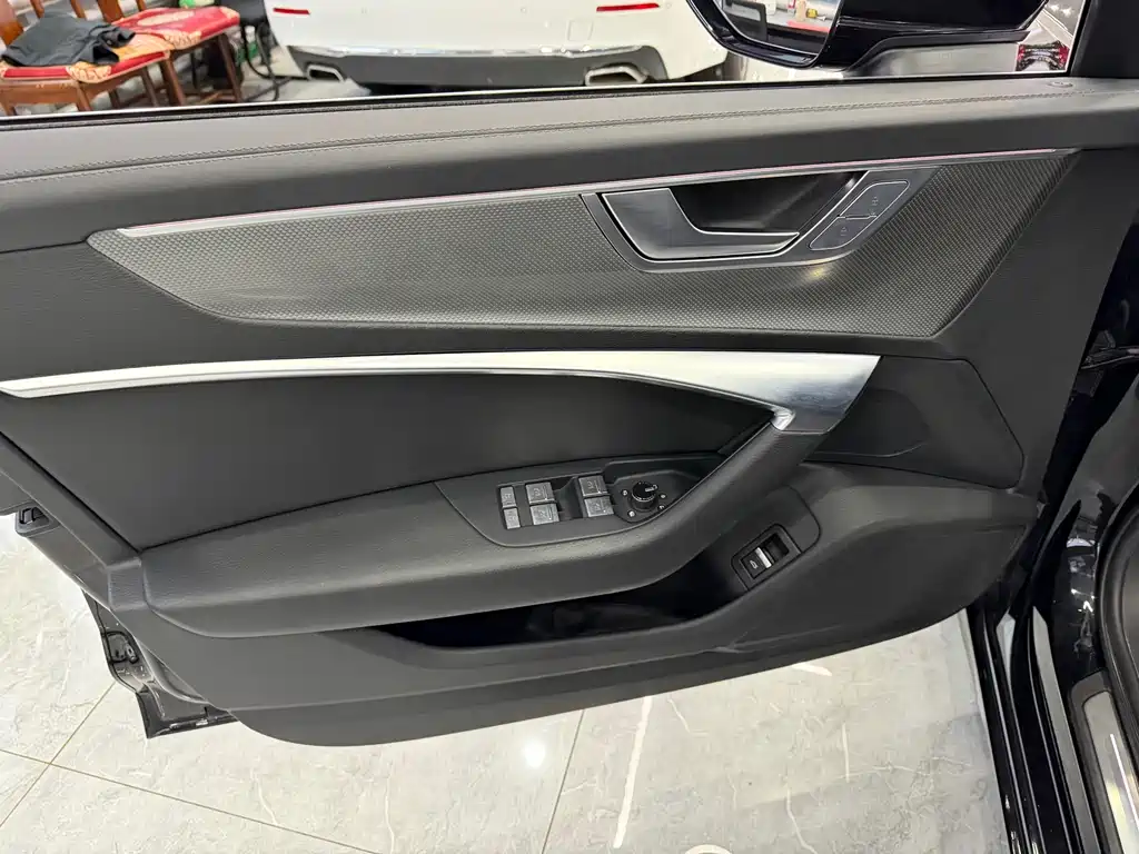 Audi A6L — миниатюра 8
