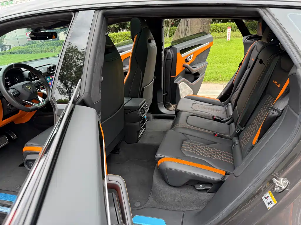 Lamborghini Urus — миниатюра 7