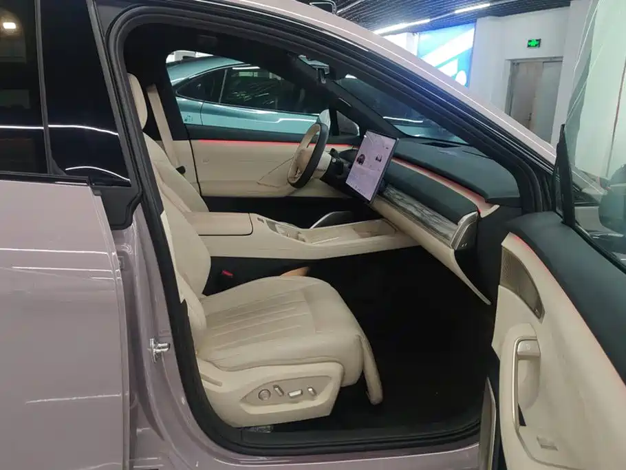 Onvo L60 2025 60kWh