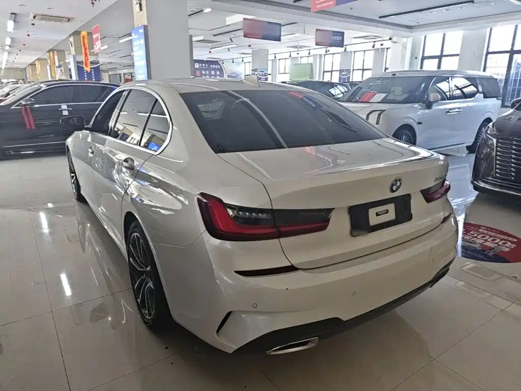 BMW 3 Series — миниатюра 5